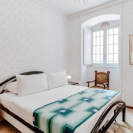 Appartamento Portici Brentano - By Myhomeincomo