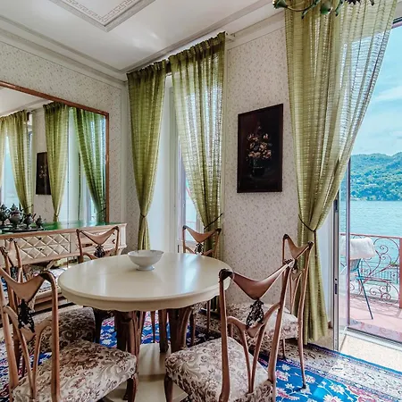 Portici Brentano - By Myhomeincomo *