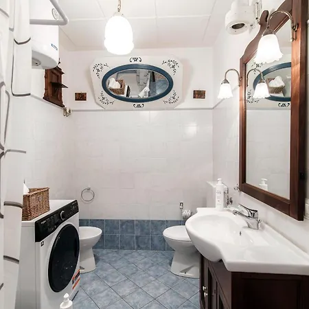 Portici Brentano - By Myhomeincomo *