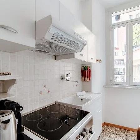 Portici Brentano - By Myhomeincomo *