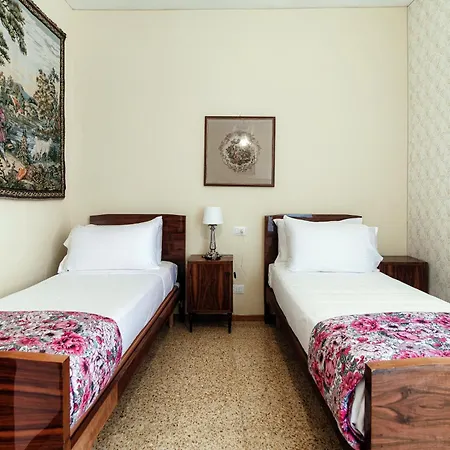 Portici Brentano - By Myhomeincomo