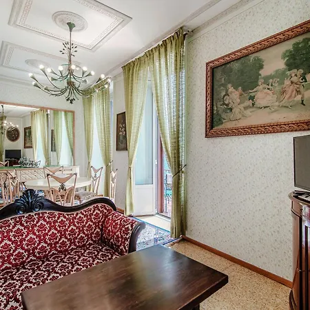 Portici Brentano - By Myhomeincomo